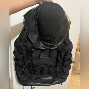 Oakley Kitchen Sink Backpack
